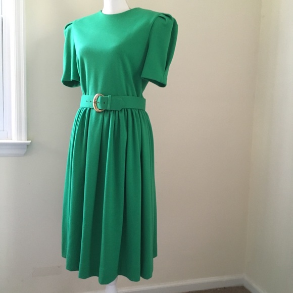 Vintage Dresses & Skirts - Vintage Green Belted Fit & Flare Secretary Dress